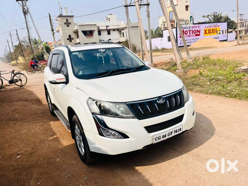Mahindra Xuv500 W10