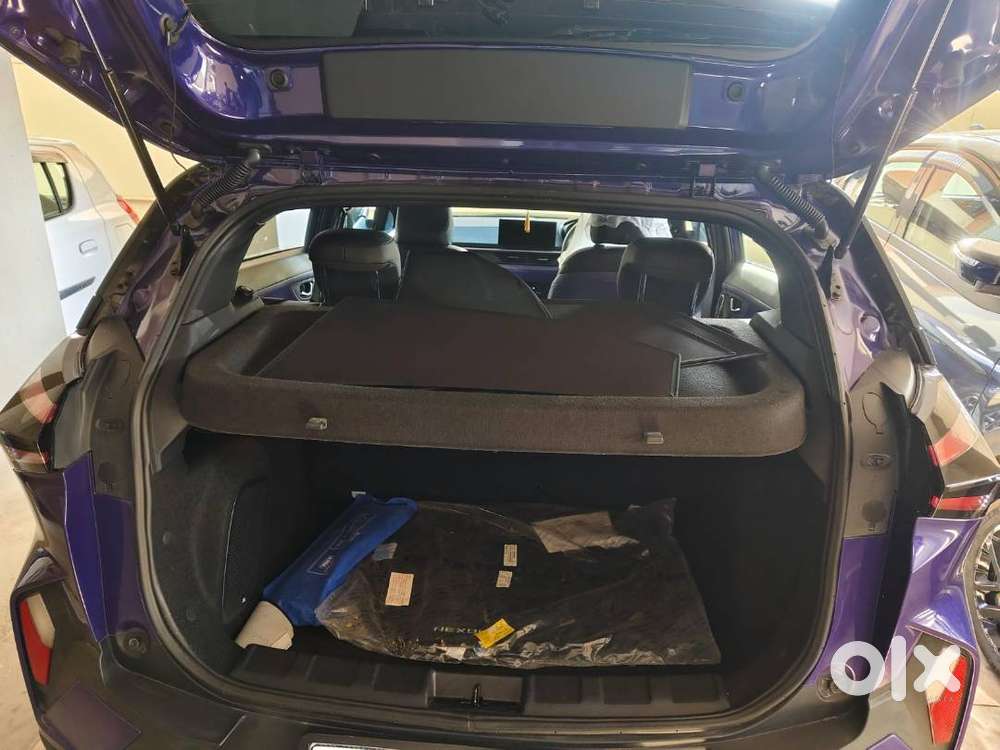 Tata Nexon Purple  Faclift Fearless , Automatic
