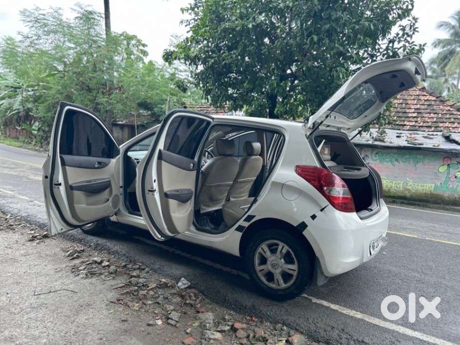 Hyundai I20 2012-2014 Sportz At 1.4, 2012, Petrol