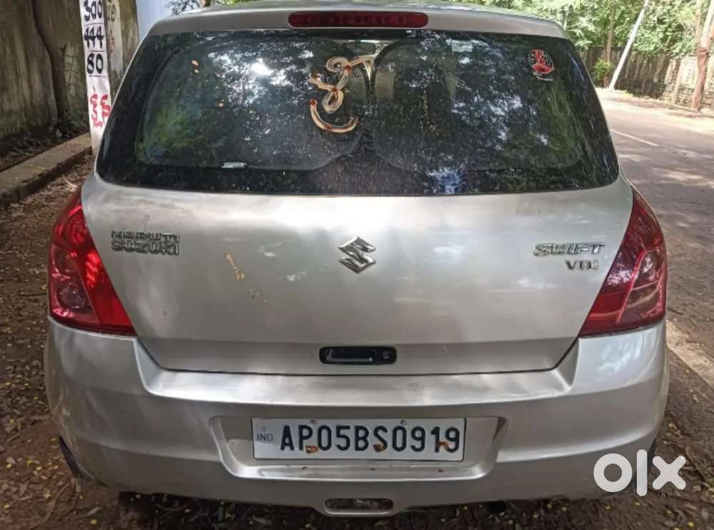 Maruti Suzuki Swift 2010