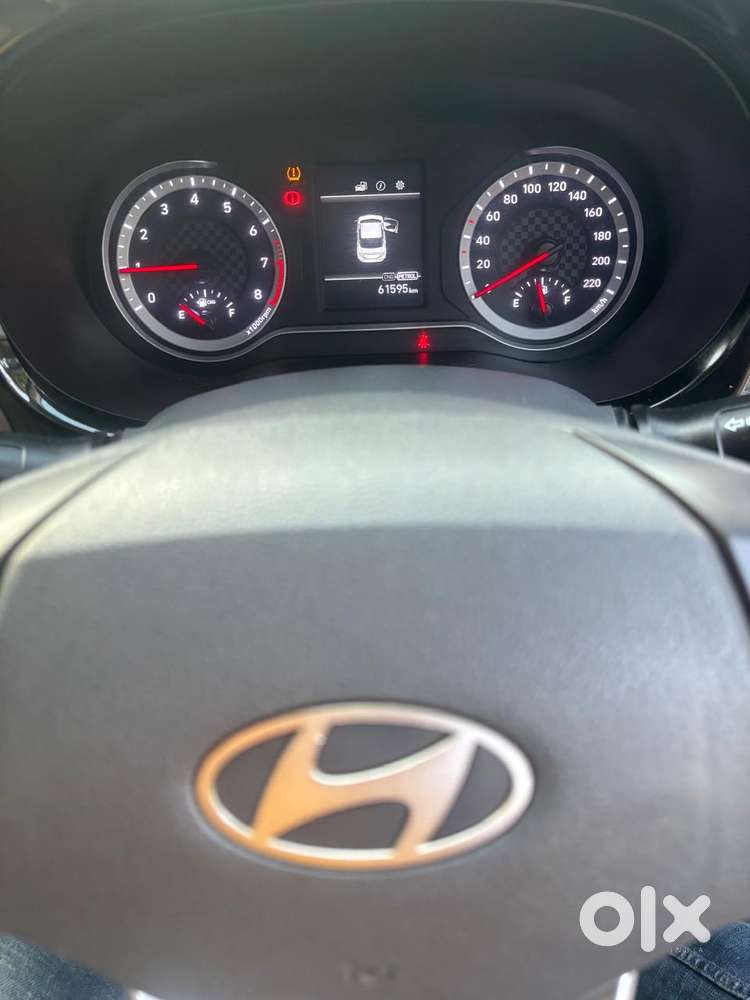 Hyundai Aura 1.2 Sx Cng, 2023, Cng & Hybrids