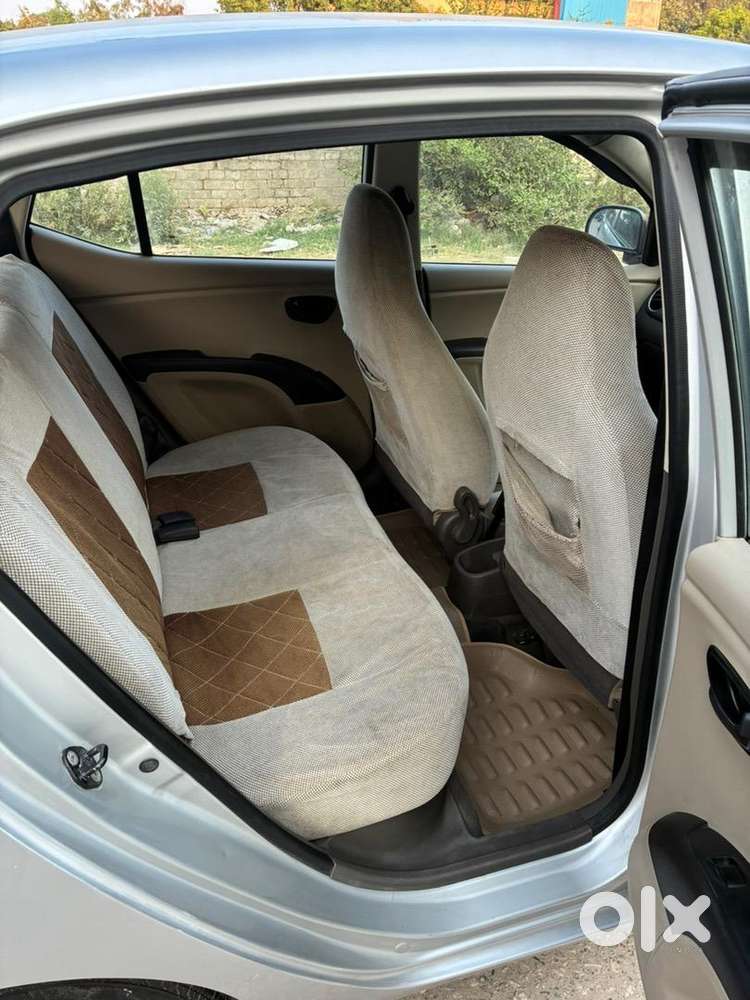 2015 Hyundai Car, Manual Transmission