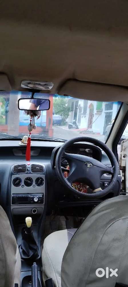 Tata Indigo V Series 2017