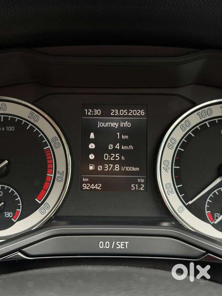 Skoda Superb 2.0 Tsi At L&k, 2021, Petrol