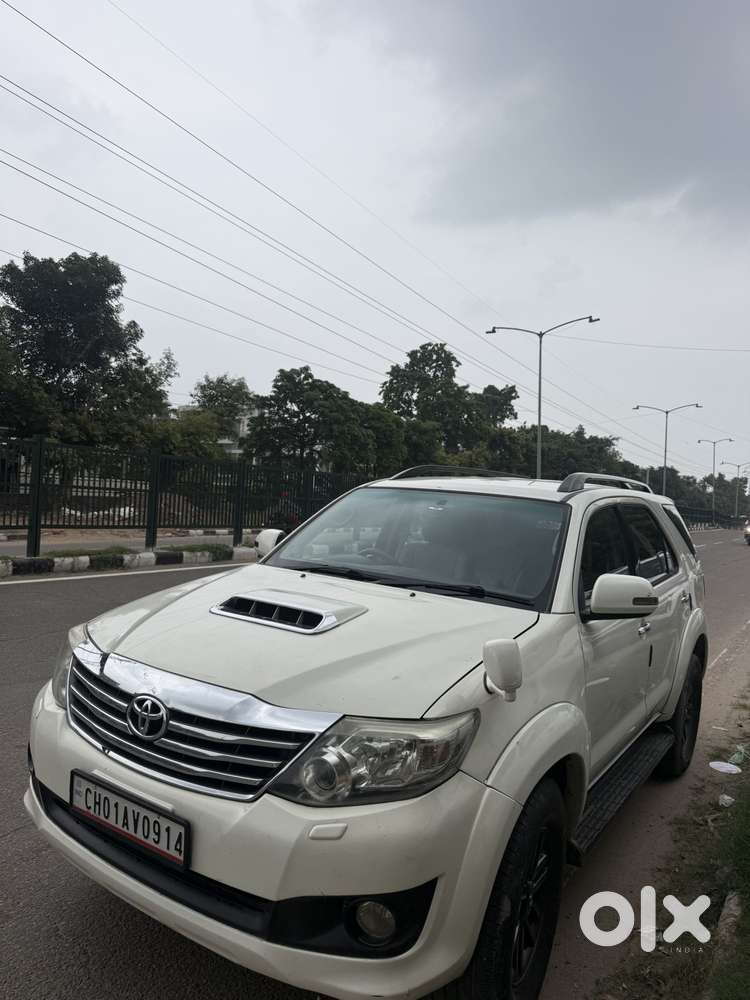 Toyota Fortuner 4x2 At 2.8 Diesel, 2013, Diesel