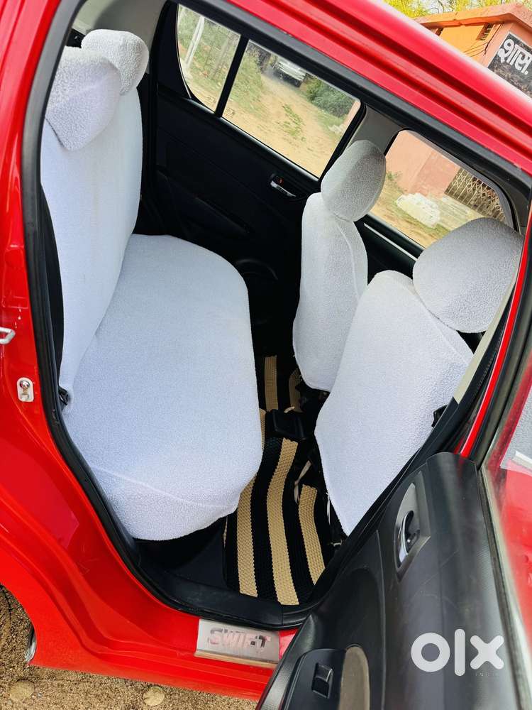 Maruti Suzuki Swift Vxi Abs Bsiv, 2015, Petrol