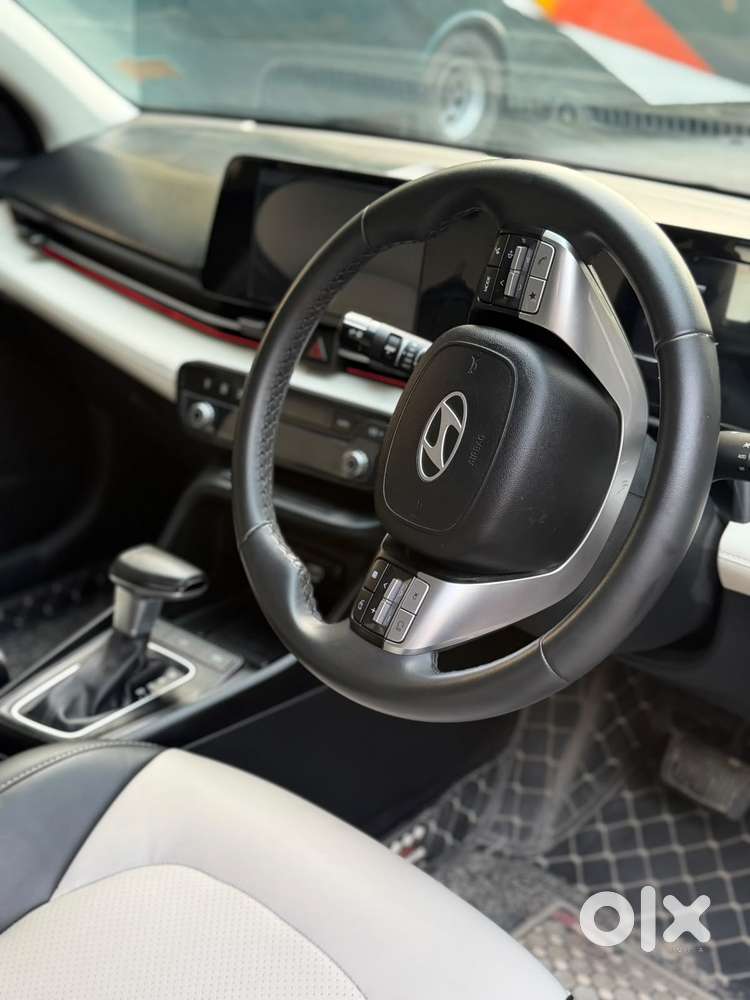 Hyundai Verna 1.5 Sx Ivt, 2025, Petrol