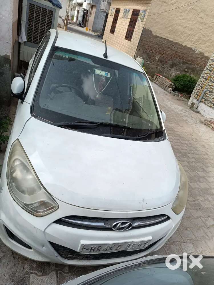Hyundai I10 ,2011 Model , Petrol+cng, Good Condition