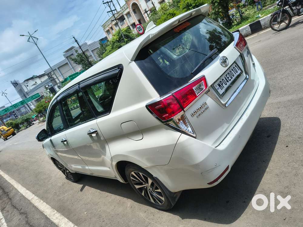 Toyota Innova Crysta 2.4 Z 7 Str, 2022, Diesel