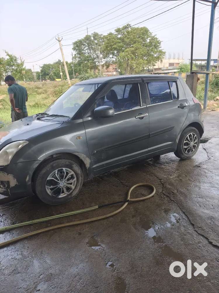 Maruti Suzuki Swift 2010