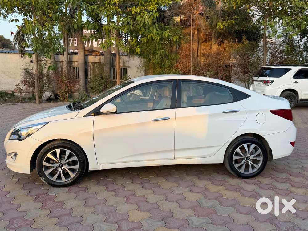 Hyundai Verna 1.6 Crdi Sx Option, 2015, Diesel