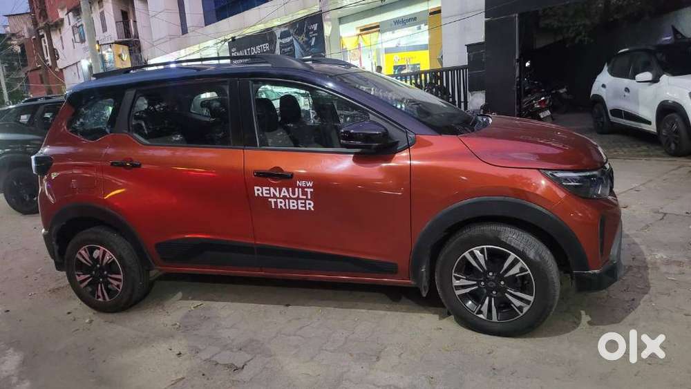 Renault Triber 1.0 Rxz Dual Tone, 2025, Petrol