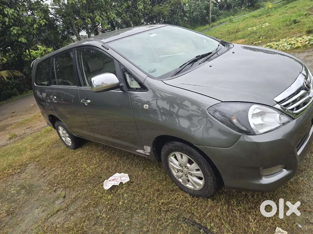 Toyota Innova Diesel 2011 Car
