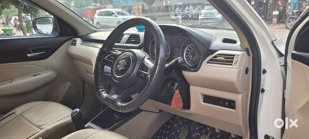Maruti Suzuki Dzire 1.2 Vxi, 2024, Petrol
