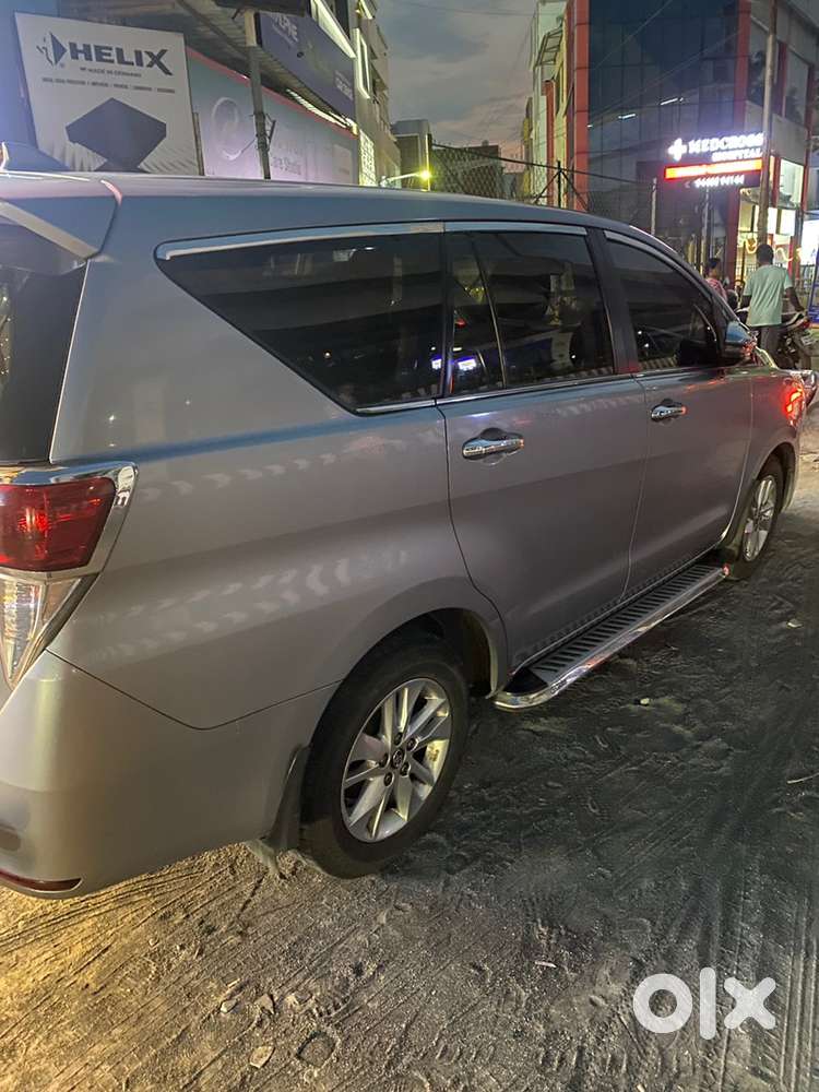 Toyota Innova Crysta 2019