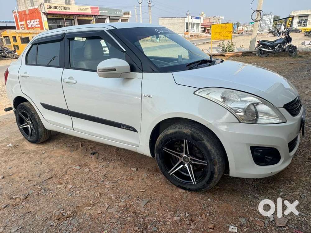 Maruti Suzuki Swift Dzire 2013 Diesel Well Maintained