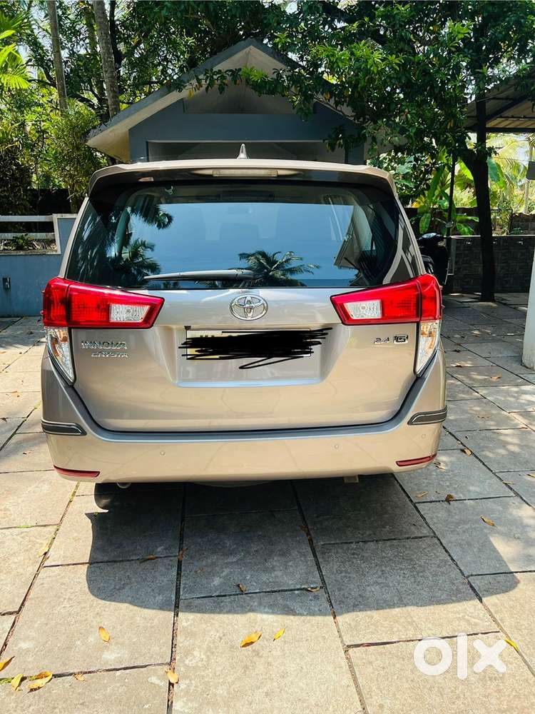 Toyota Innova Crysta 2022