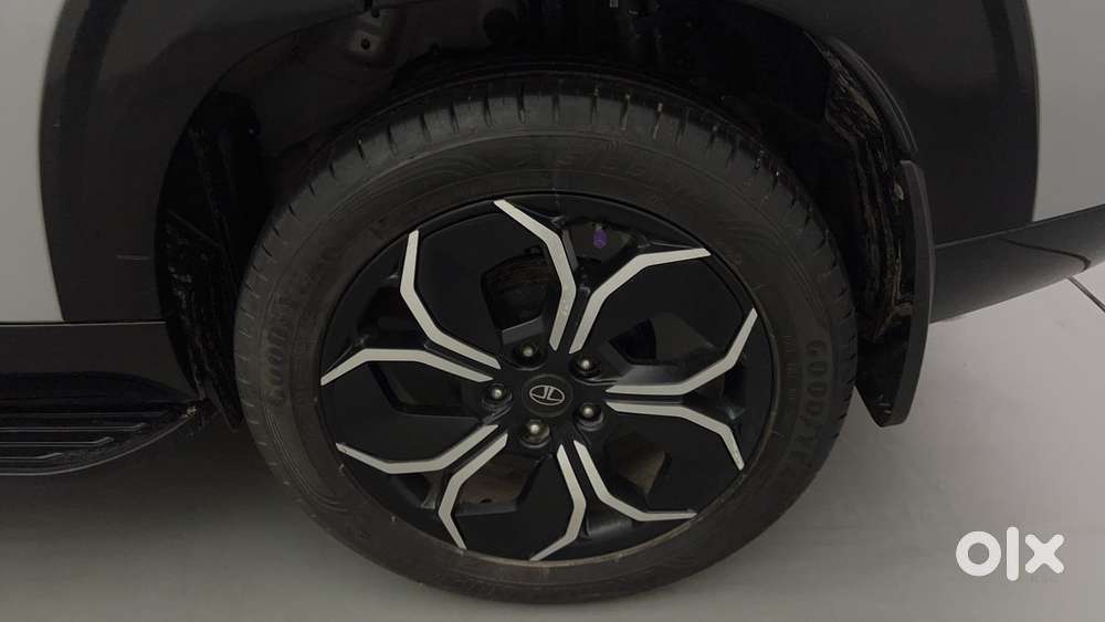 Tata Curvv Accomplished Plus A 1.2 Hyperion Gdi Petrol 6mt, 2024, Pe..