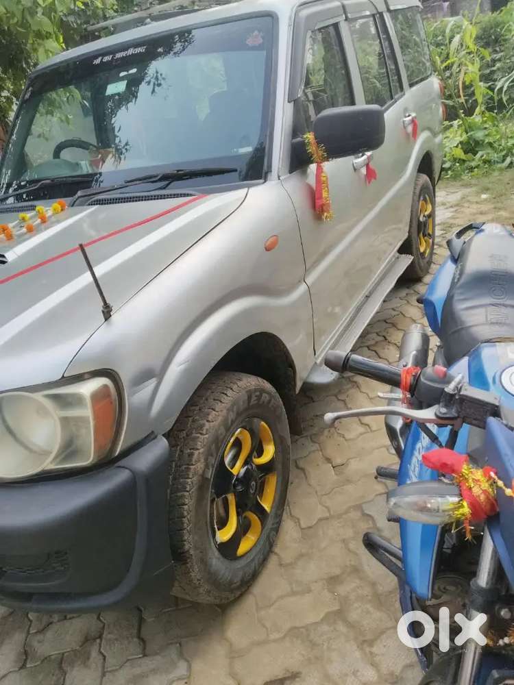 Mahindra Scorpio 2013 Diesel Manual Second Owner