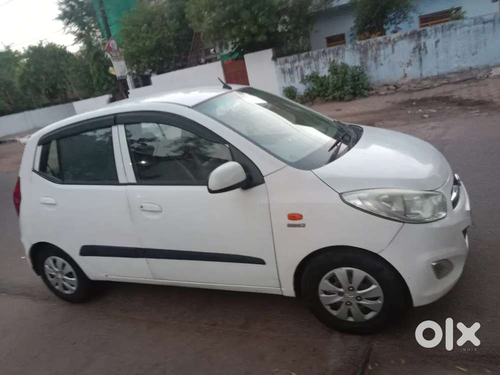 Hyundai I10 2011 Petrol Well Maintained