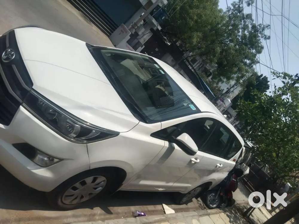 Toyota Innova Crysta 2019