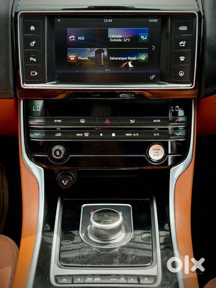 Jaguar Xe 2.0l Diesel Portfolio, 2018, Diesel