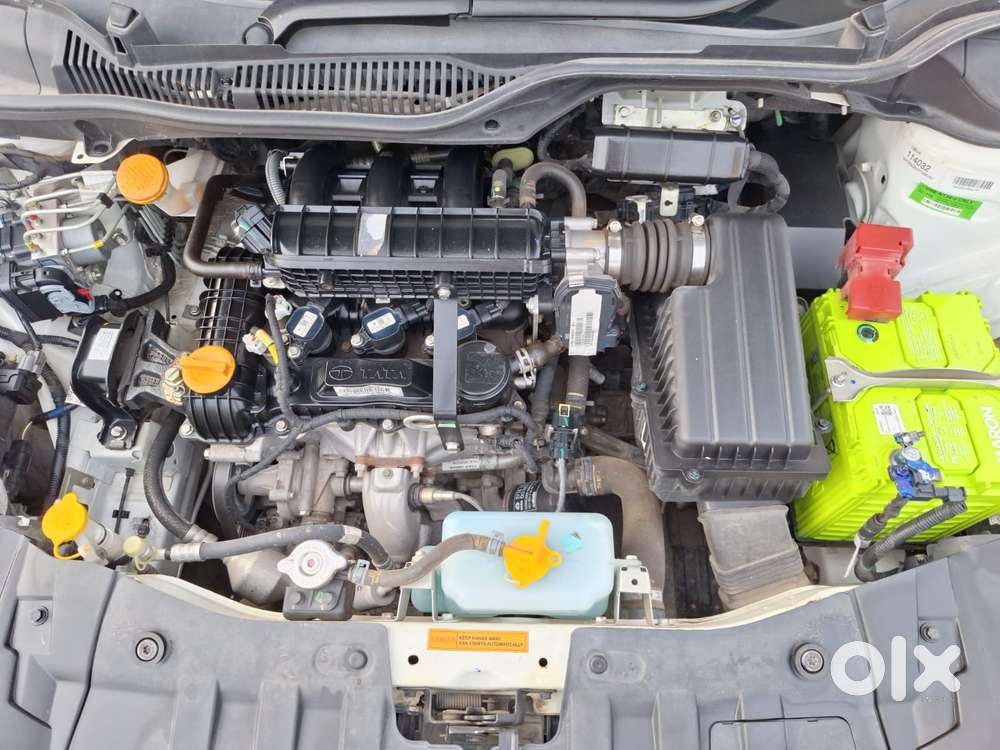 Tata Altroz Xm (s) Petrol, 2024, Petrol
