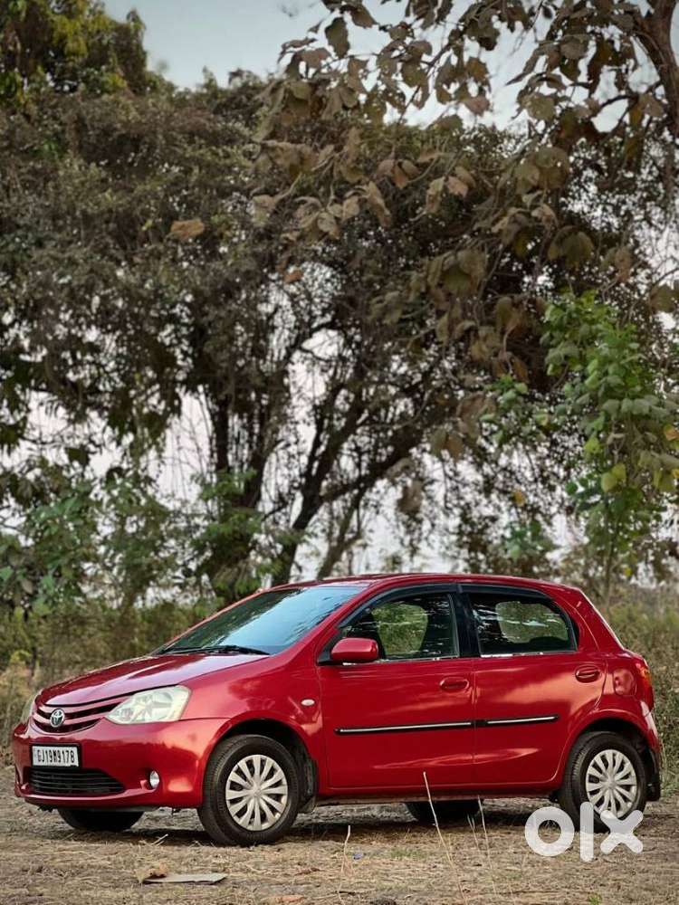Toyota Etios Liva 2011-2012 G, 2012, Cng & Hybrids