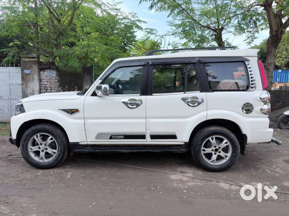 Mahindra Scorpio S10, 2017, Diesel