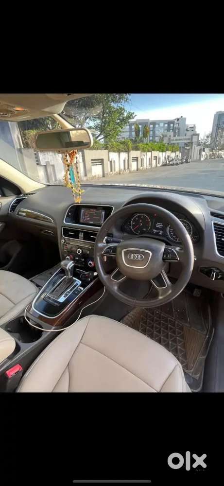 Audi Q5 Hr Number