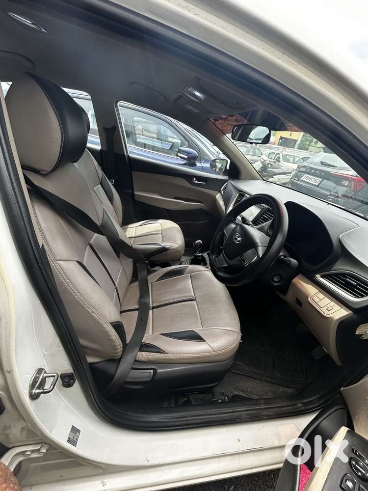 Hyundai Verna [ ] 1.6 E Vtvt, 2017, Diesel