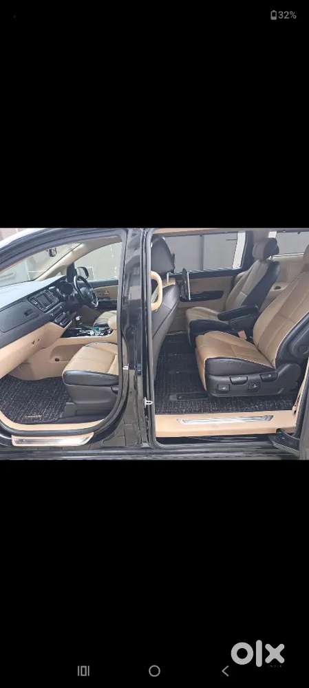 Kia Carnival 2020 Diesel Well Maintained