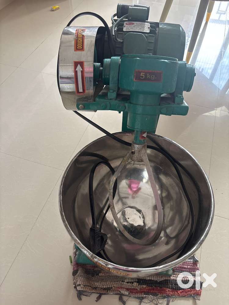 Commercial Aata Kneading Machine