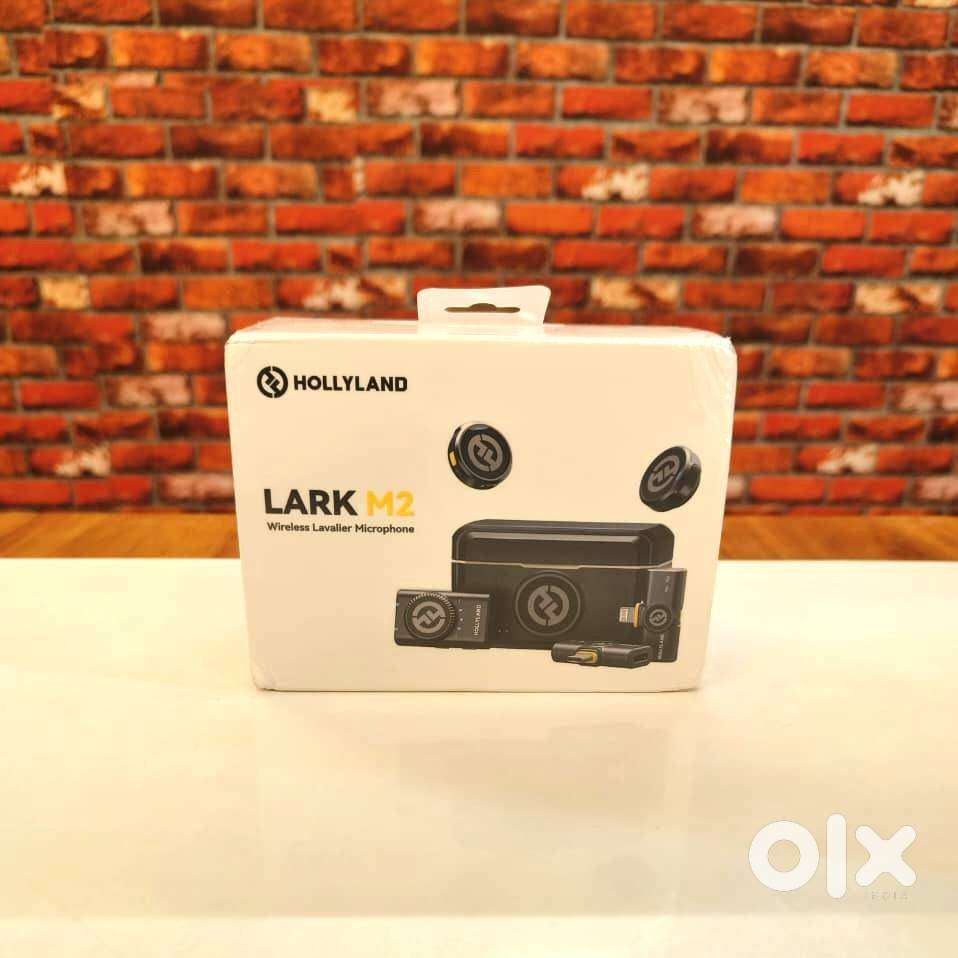 Hollyland LARK M2 Combo | Wireless Mic | 48kHz/24-bit | Seal Pack
