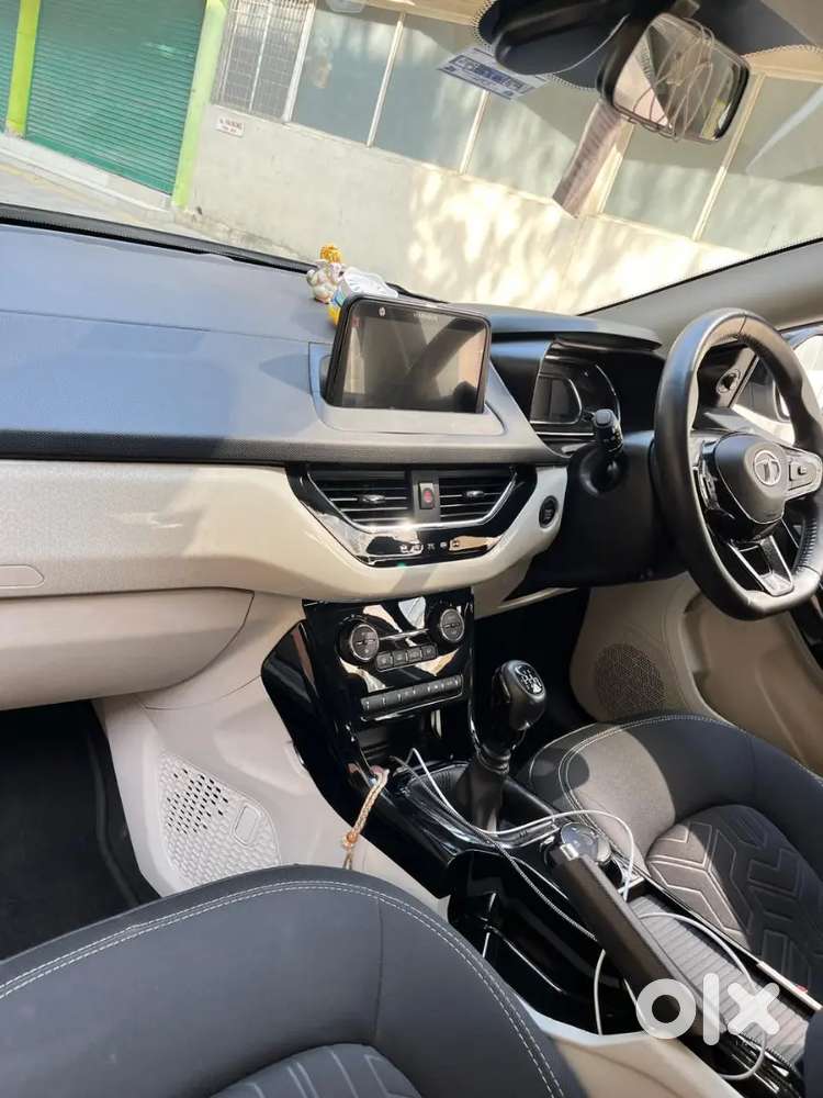 Tata Nexon 2023 Petrol 16000 Km Well Maintained