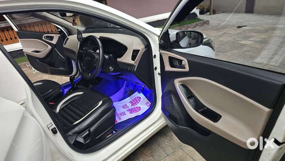 Hyundai I20 Petrol Era, 2016, Petrol