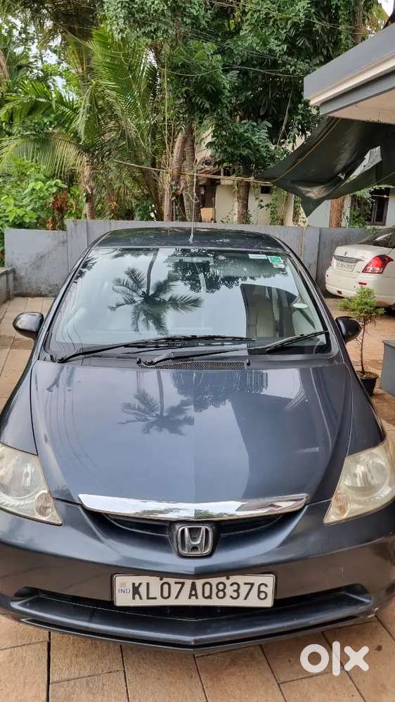 Honda City 2004 Petrol Well Maintained