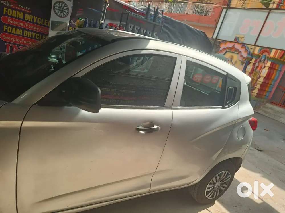 1st Owner+company Fitted Cng+zero Depth Insurance
