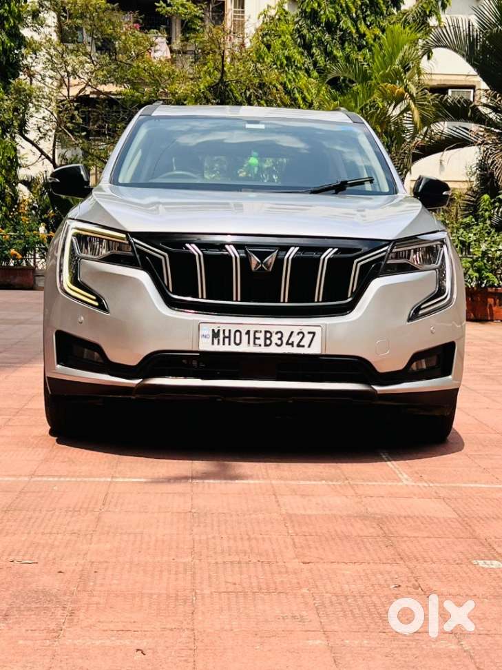 Mahindra Xuv700 Ax 5 Petrol Mt Str (e), 2022, Petrol