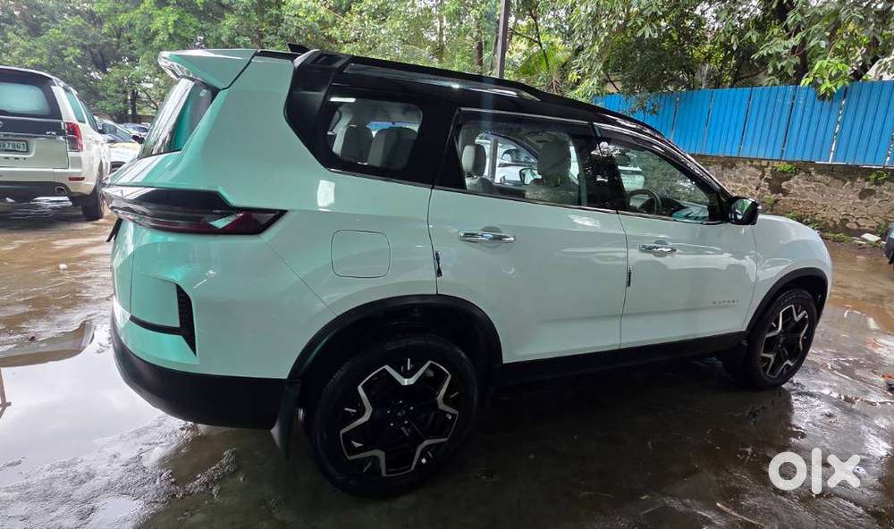 Safari Accomplished Plus (at) – 7 Seater  Pristine Con