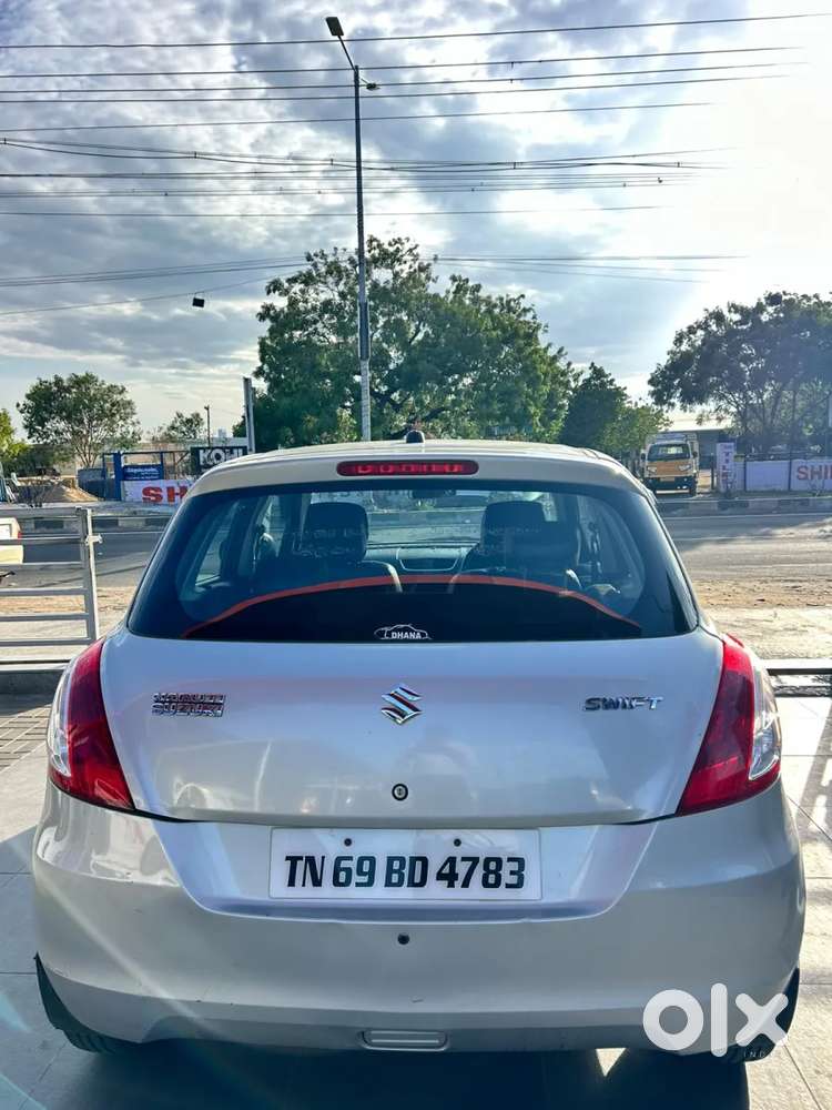 Maruti Suzuki Swift Lxi Optional-o, 2017, Petrol