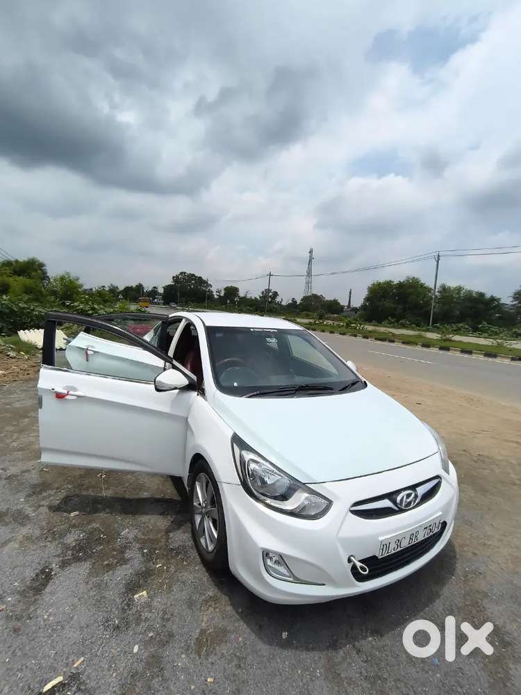 Hyundai Verna Crdi 2011 Petrol + Cng
