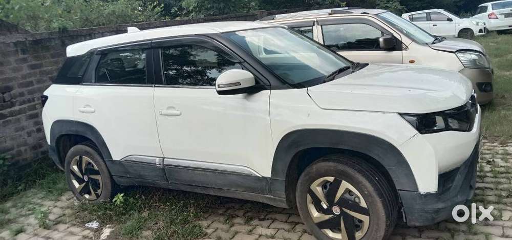 Maruti Suzuki Brezza 1.5 Vxi At Smart Hybrid, 2020, Petrol