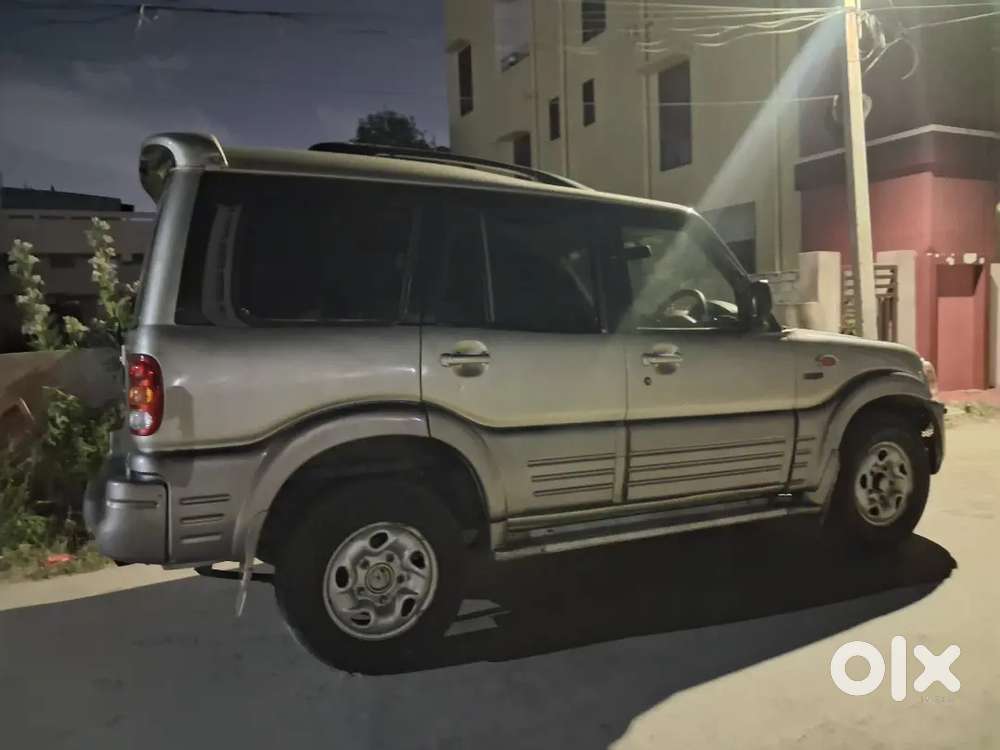 Mahindra Scorpio Classic 2006