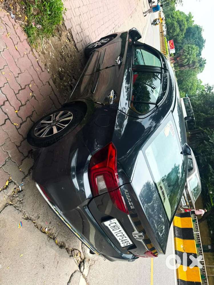 Honda Amaze 2023 Petrol Automatic Top Model 1st Owner