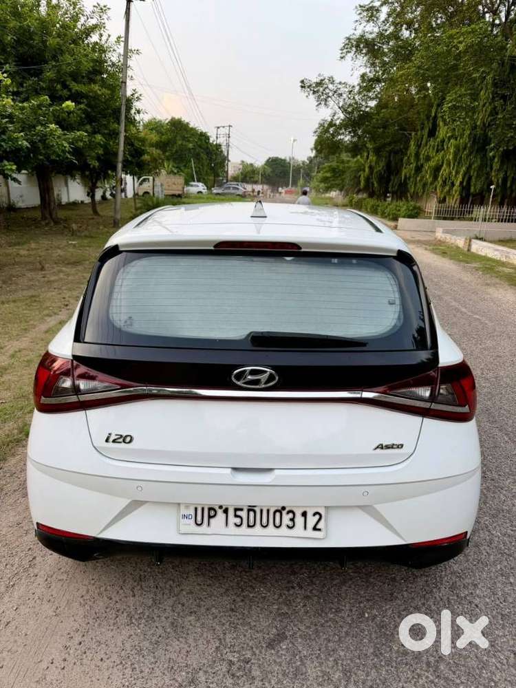 Hyundai I20 Asta 1.2 O With Sunroof, 2022, Petrol