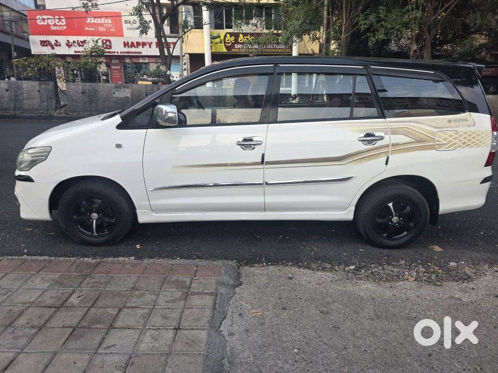 Toyota Innova 2.5 V 7 Str, 2013, Diesel