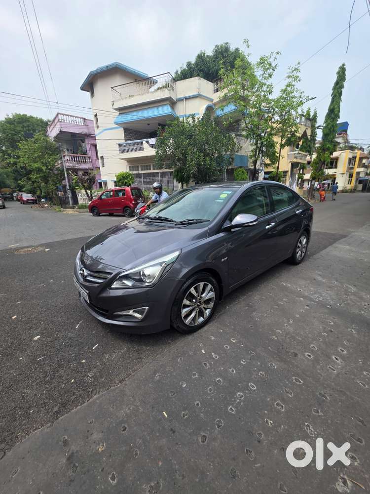 Hyundai Verna Sx Petrol At, 2015, Petrol