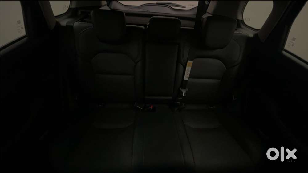 Maruti Suzuki Grand Vitara 1.5 Alpha Plus Intelligent Hybrid Ecvt, 2..