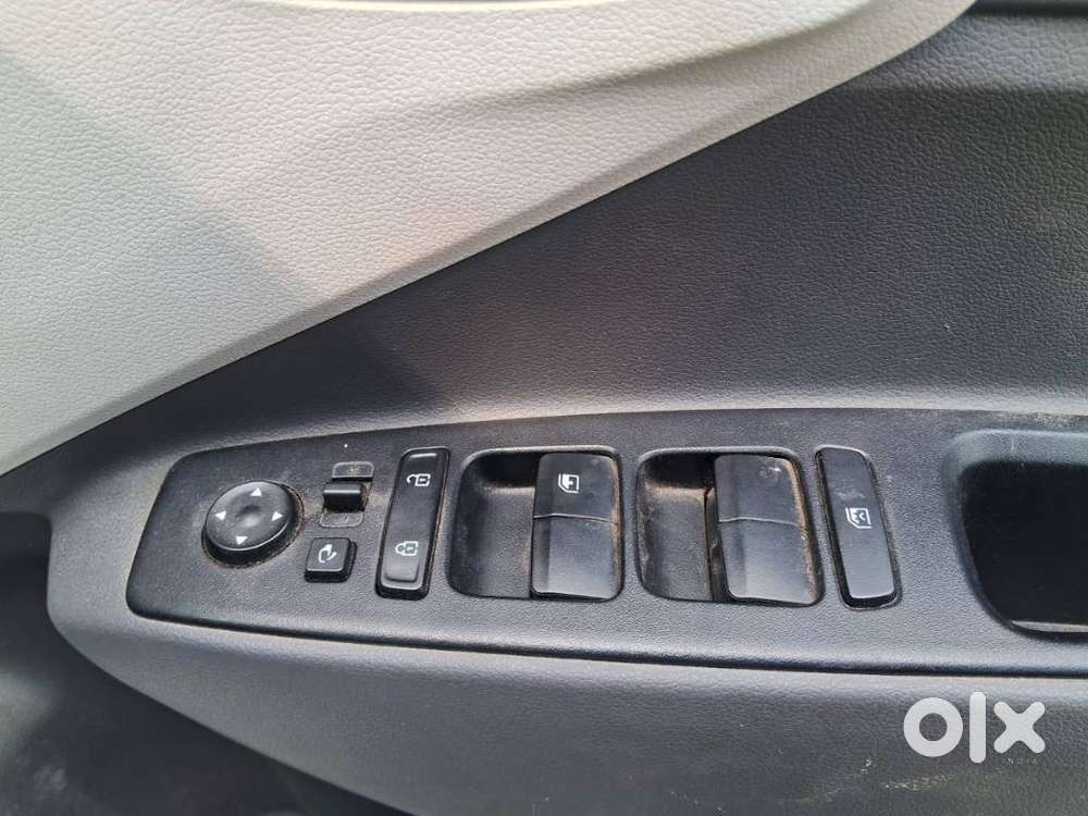 Hyundai Grand I10 Nios Amt Sportz, 2023, Petrol